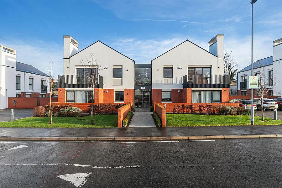 Apt 8, 4 Kings Hall Lane