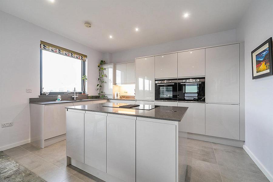 Apt 8, 4 Kings Hall Lane