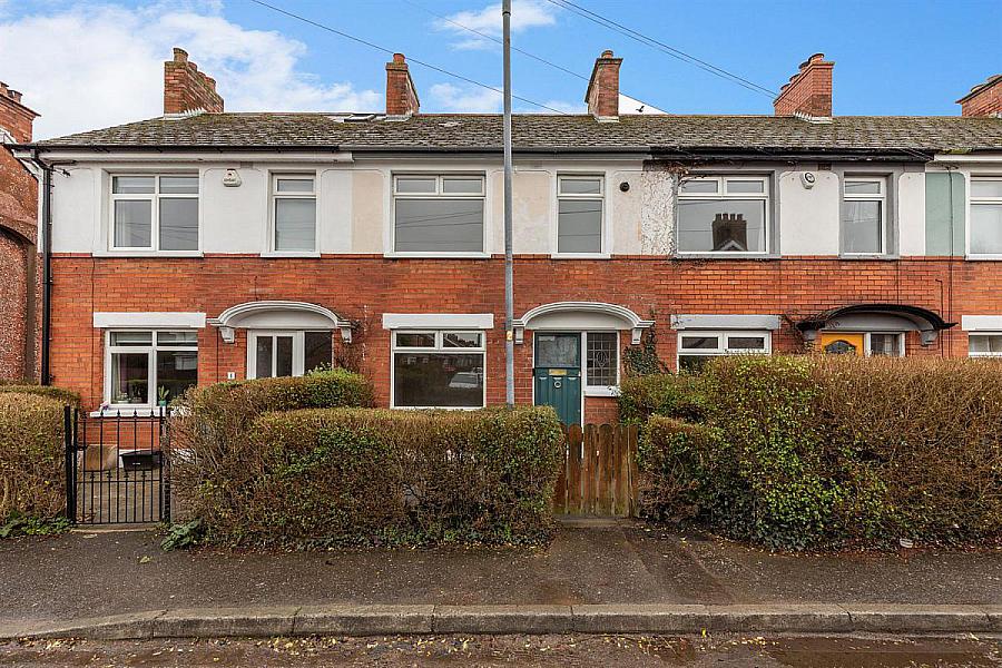 8 Loopland Road, Cregagh, Belfast, BT6 9EA