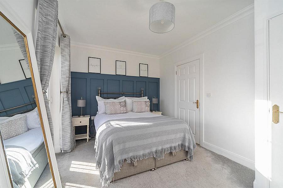 84 Mount Eagles Glen