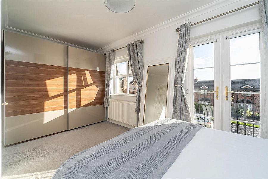 84 Mount Eagles Glen