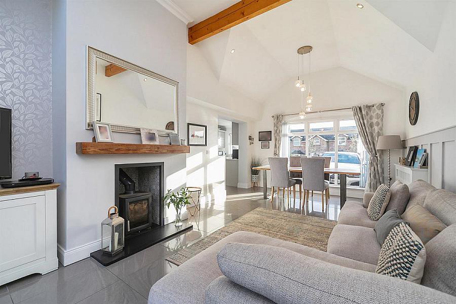 84 Mount Eagles Glen