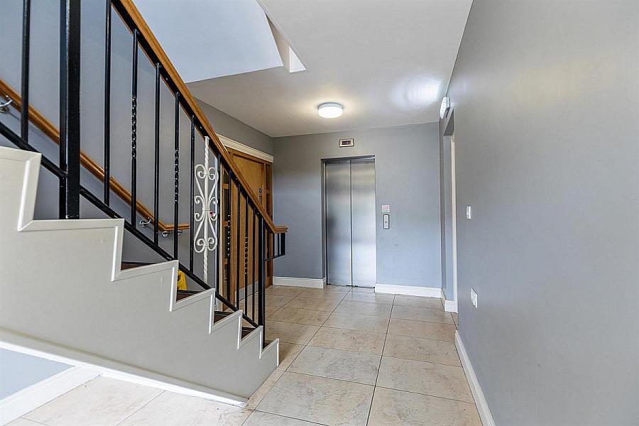 Apt 7, 18 Mill Valley Drive