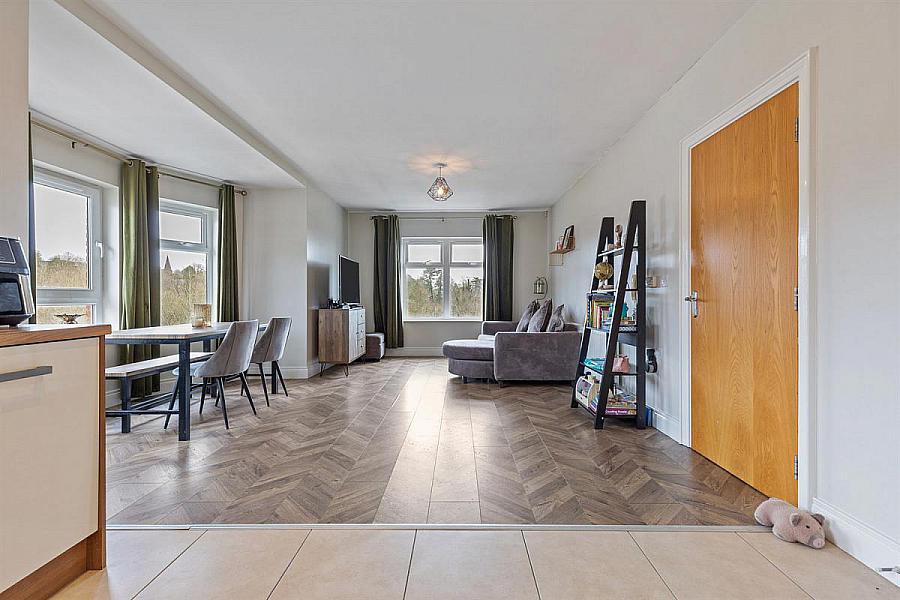 Apt 7, 18 Mill Valley Drive