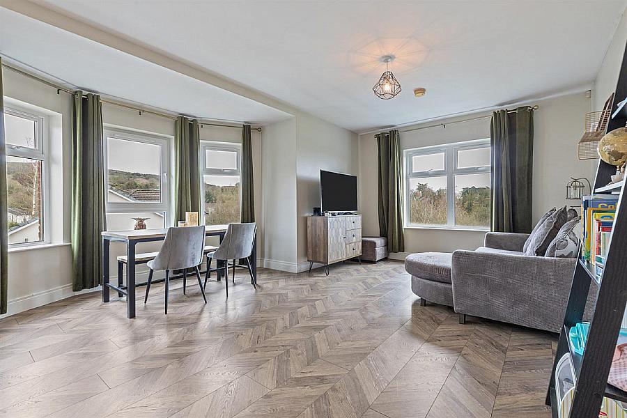 Apt 7, 18 Mill Valley Drive