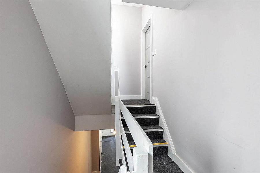 Apartment 2, 153 Albertbridge Road