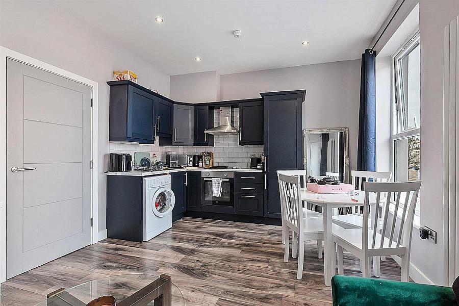 Apartment 2, 153 Albertbridge Road