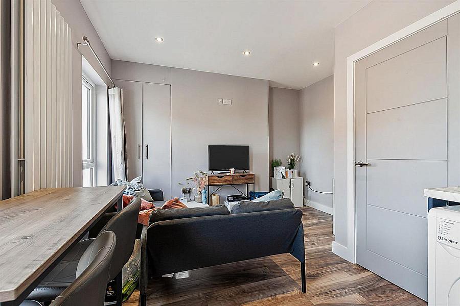 Apartment 3, 153 Albertbridge Road