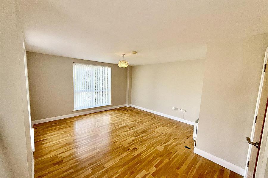 Apartment 3, 1C, Mayfield Square