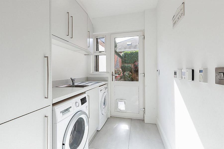 94 Marlborough Park Central