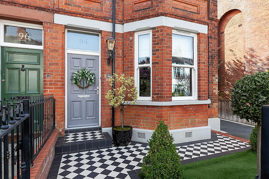 94 Marlborough Park Central