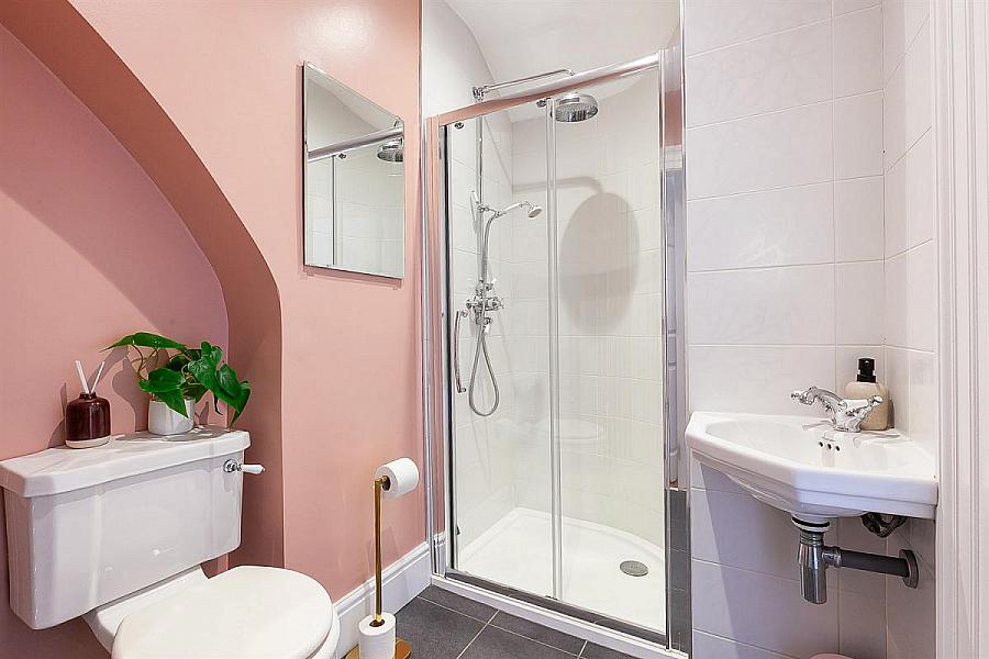 94 Marlborough Park Central