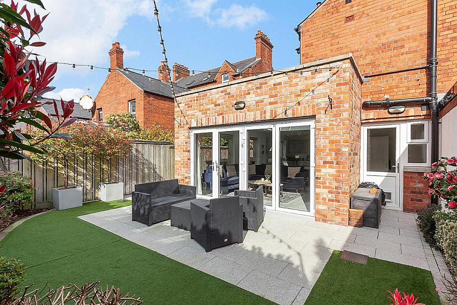 94 Marlborough Park Central