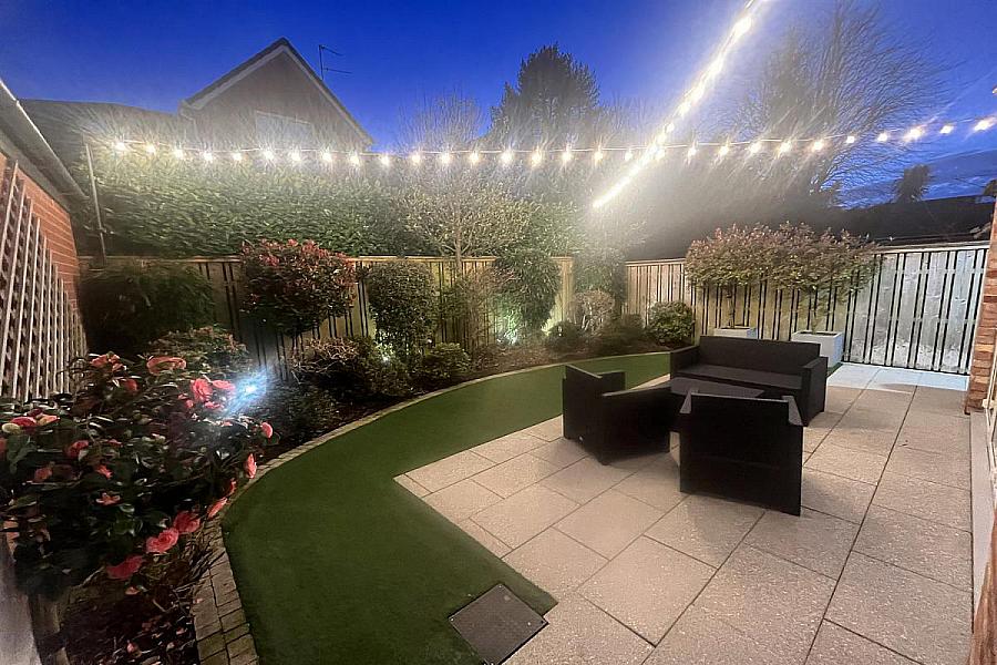 94 Marlborough Park Central