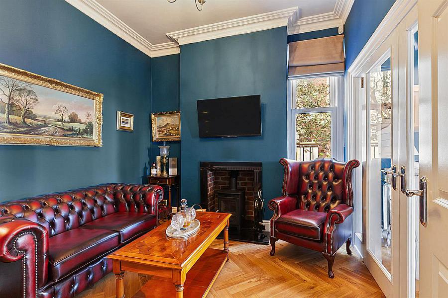 94 Marlborough Park Central