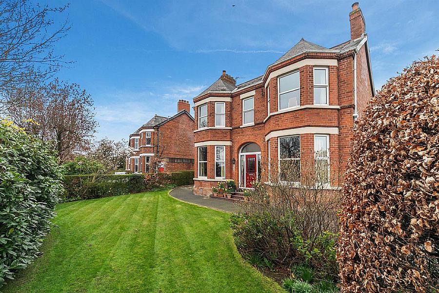 25 The Green, Dunmurry, Belfast, BT17 0QA