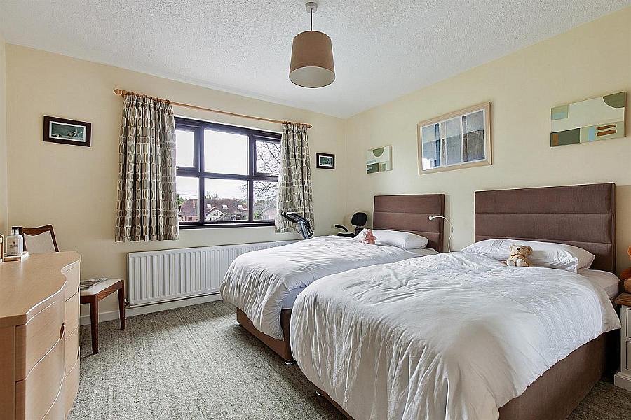 73 Ballybentragh Road