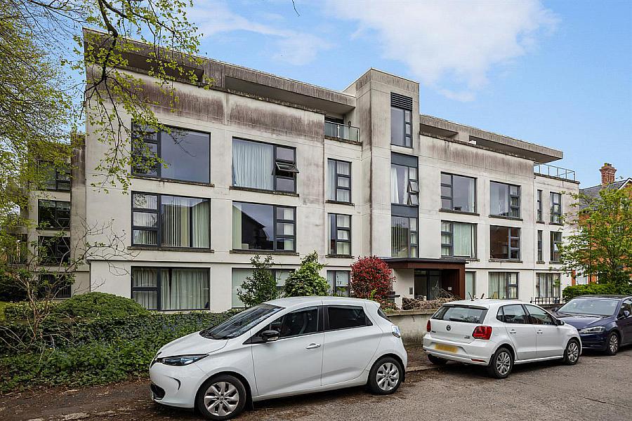 Apartment 23 Stratfield House