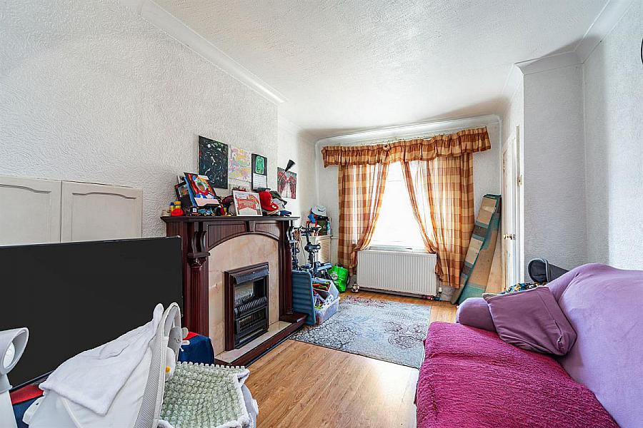 20 Ebor Parade