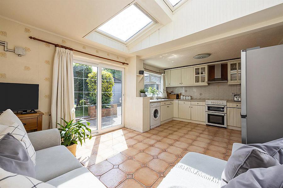 146 Haypark Avenue