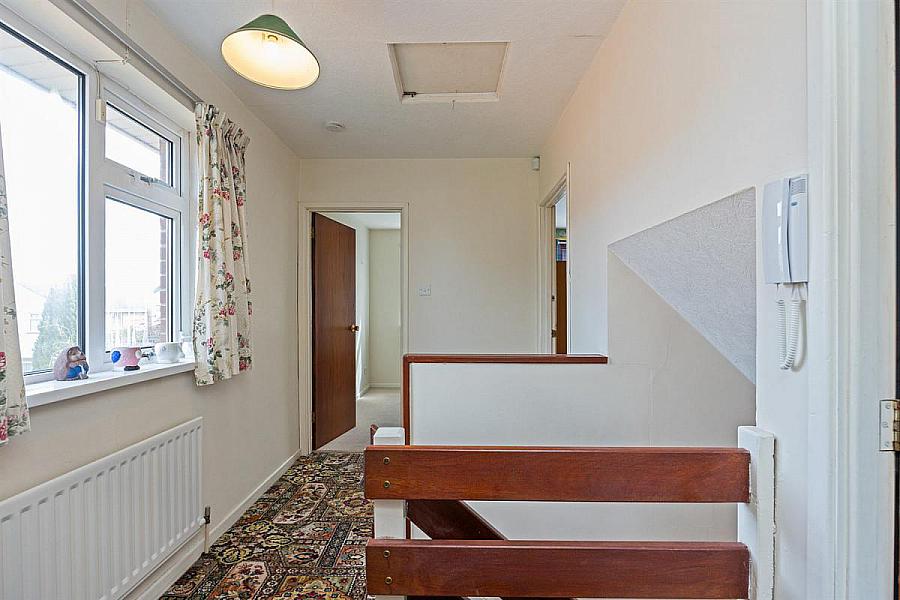 5 Sharman Gardens