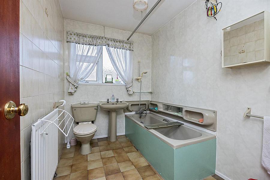 5 Sharman Gardens