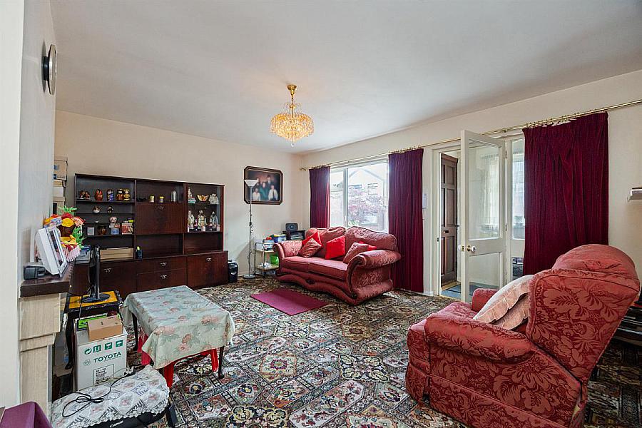 5 Sharman Gardens