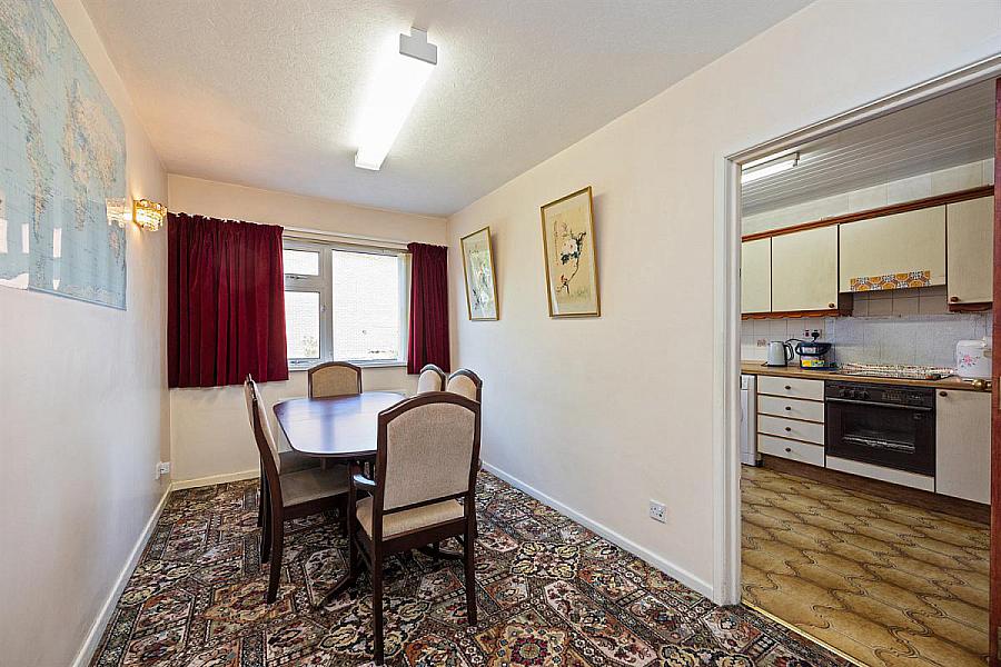 5 Sharman Gardens