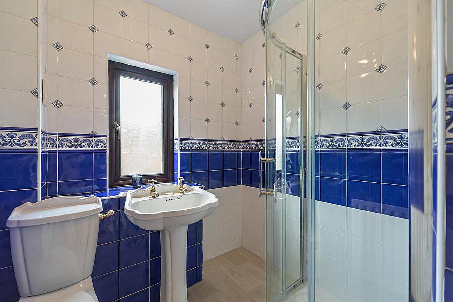 20 Balmoral Mews