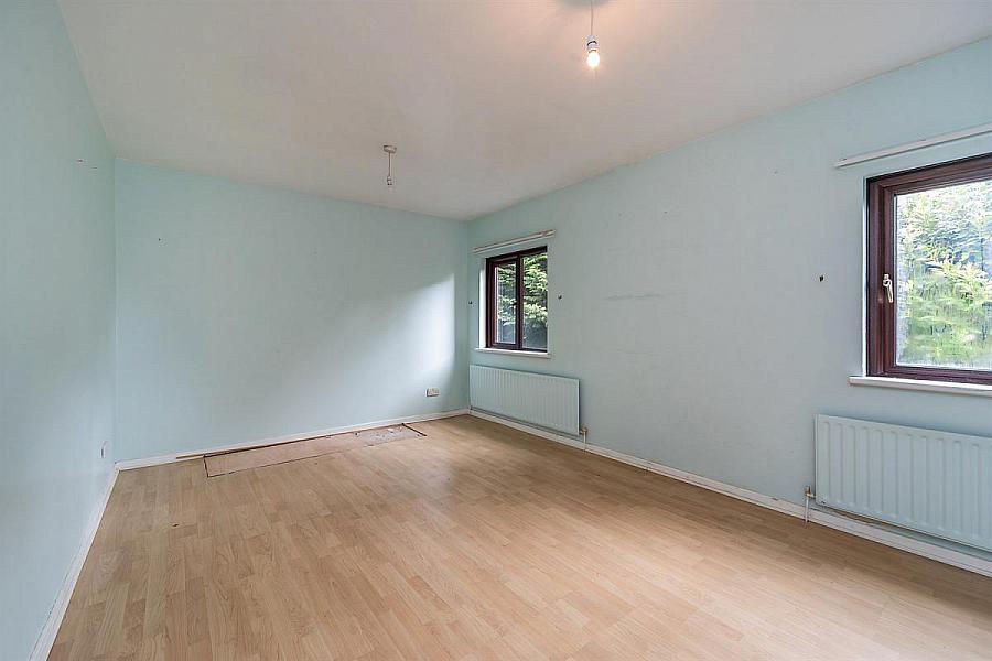 20 Balmoral Mews