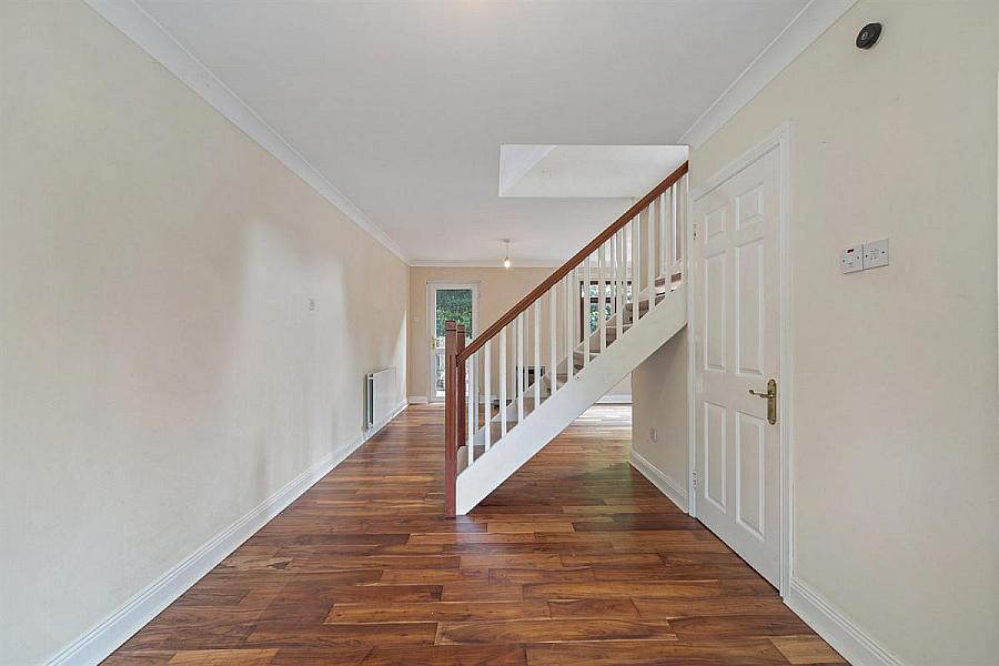 20 Balmoral Mews