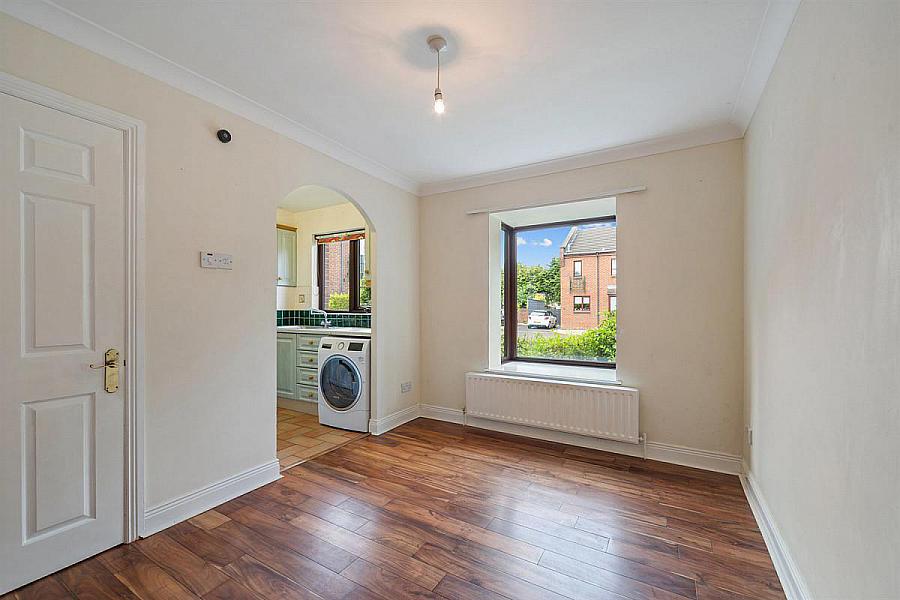 20 Balmoral Mews
