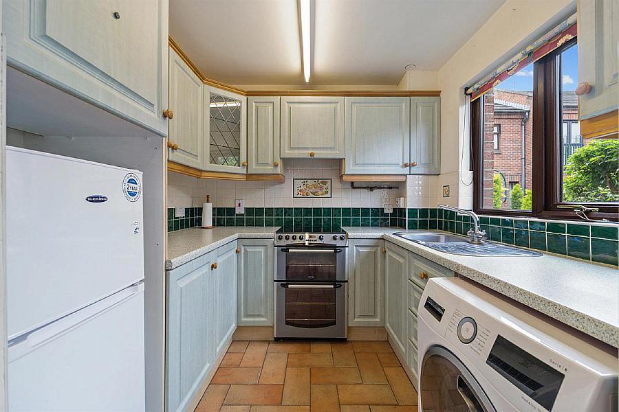 20 Balmoral Mews