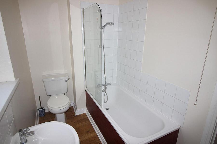 31a Chlorine Gardens