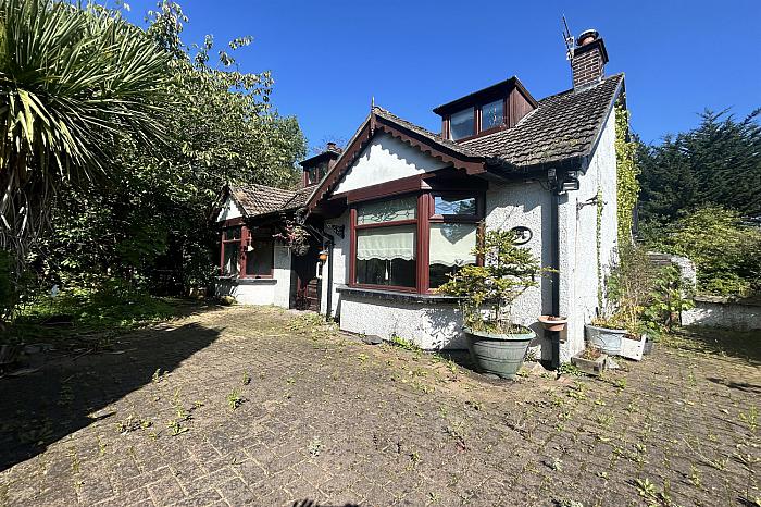 209 Doagh Road, newtownabbey, BT36 6AD