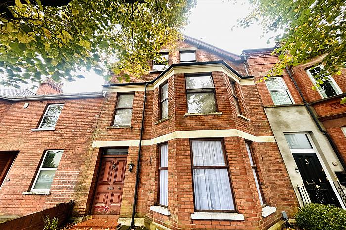 35 Glandore Avenue, antrim road, belfast, BT15 3FD