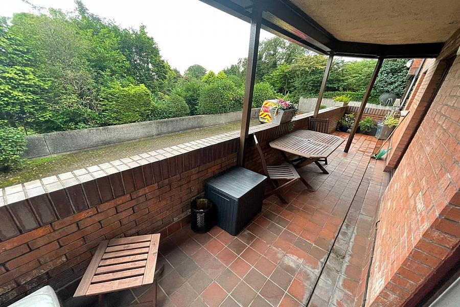 Apt 1 Ardrigh Court