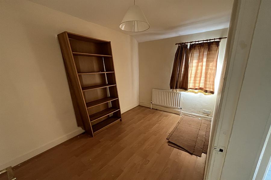 28 Willowholme Parade
