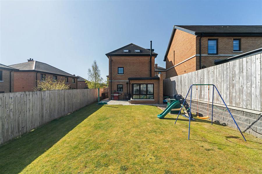 14 Ballantine Lane