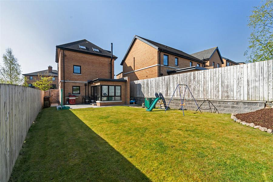14 Ballantine Lane