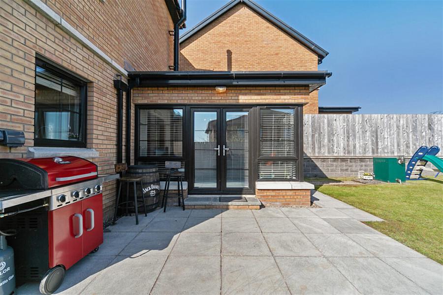 14 Ballantine Lane
