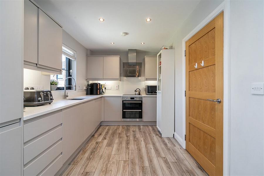 14 Ballantine Lane