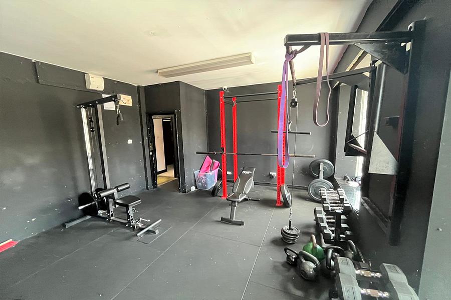 First Floor Commercial Premises