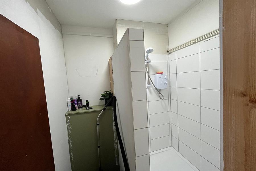 First Floor Commercial Premises