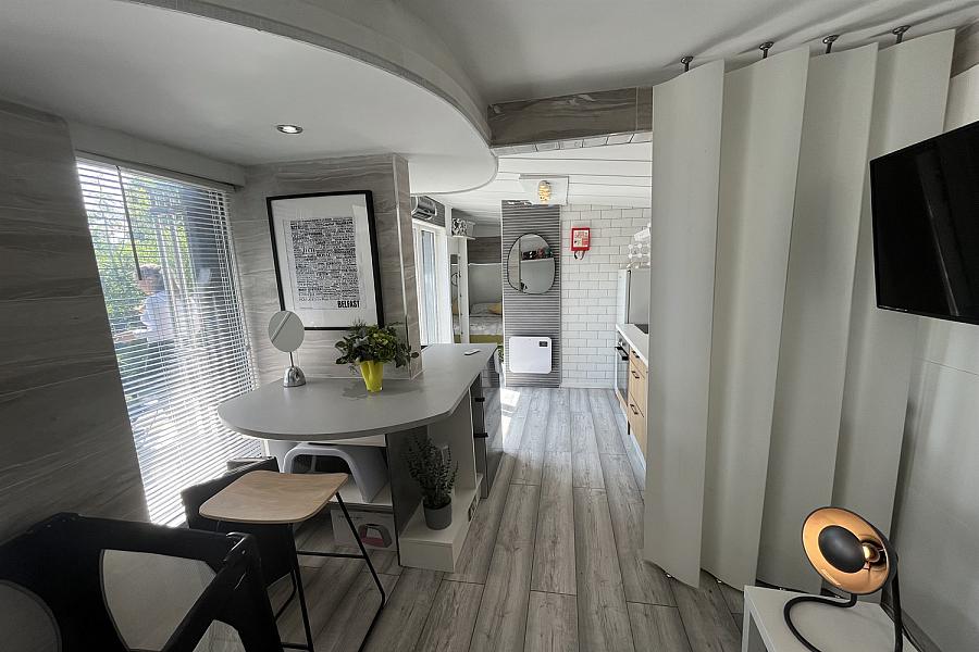 8 Thorburn Road