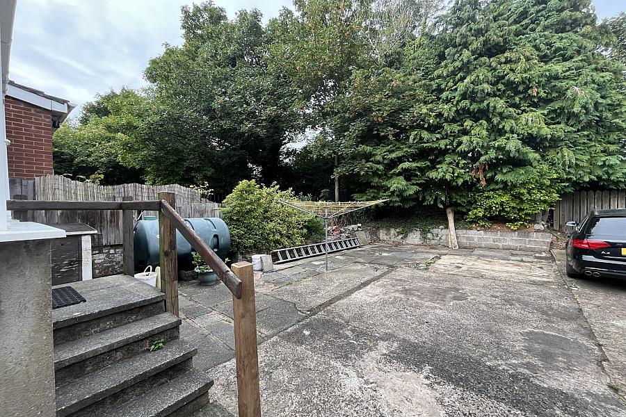5 Silverstream Gardens