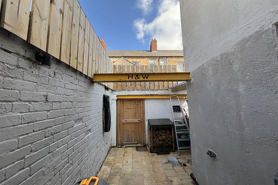 19 Rosemount Gardens