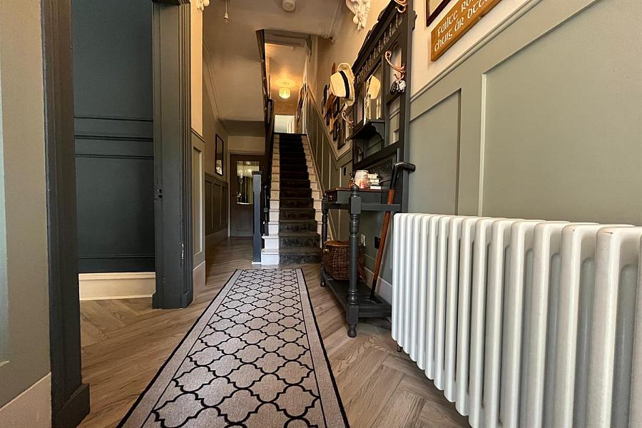 19 Rosemount Gardens