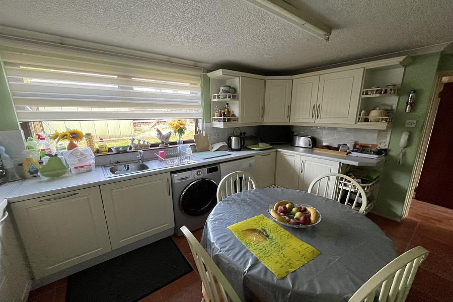 131h, Old Westland Road