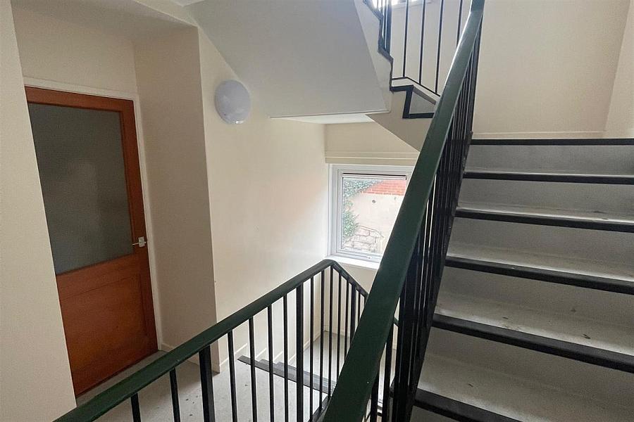 10 Ferndale Court
